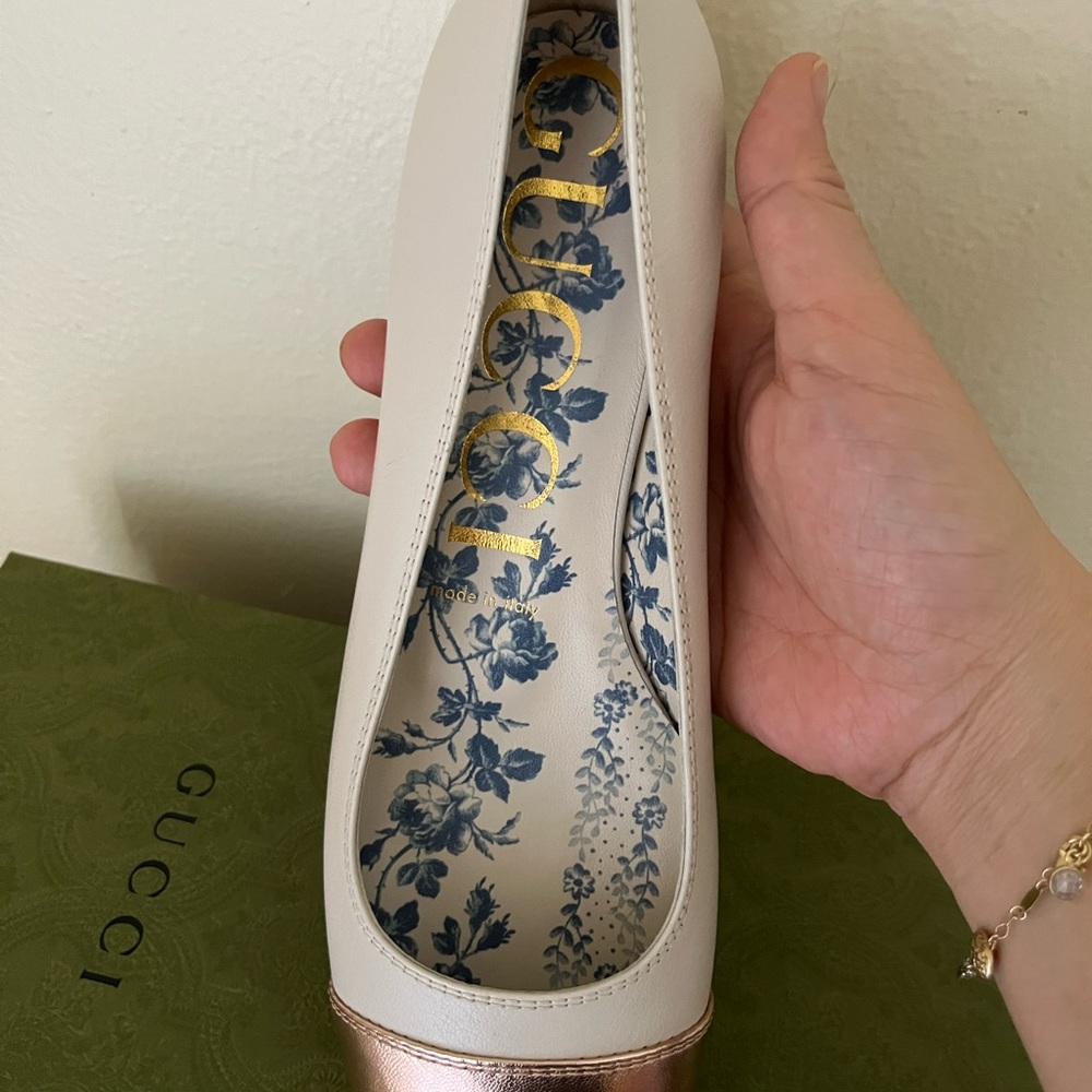 NIB Gucci Women's Leather Ballet Flat Mystic White Shoes Size 37.5 US 7-7.5. - Picture 5 of 9